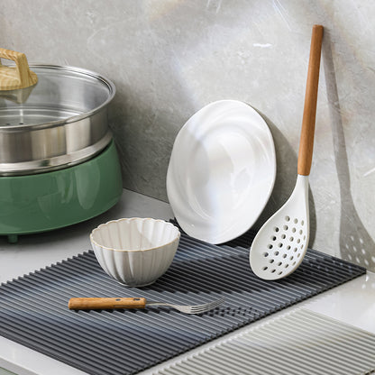Silicone Heat-Insulation Kitchen Placemat – Non-Slip Pot Holder & Mat